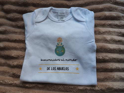 Body "Bienvenidos abuelos "