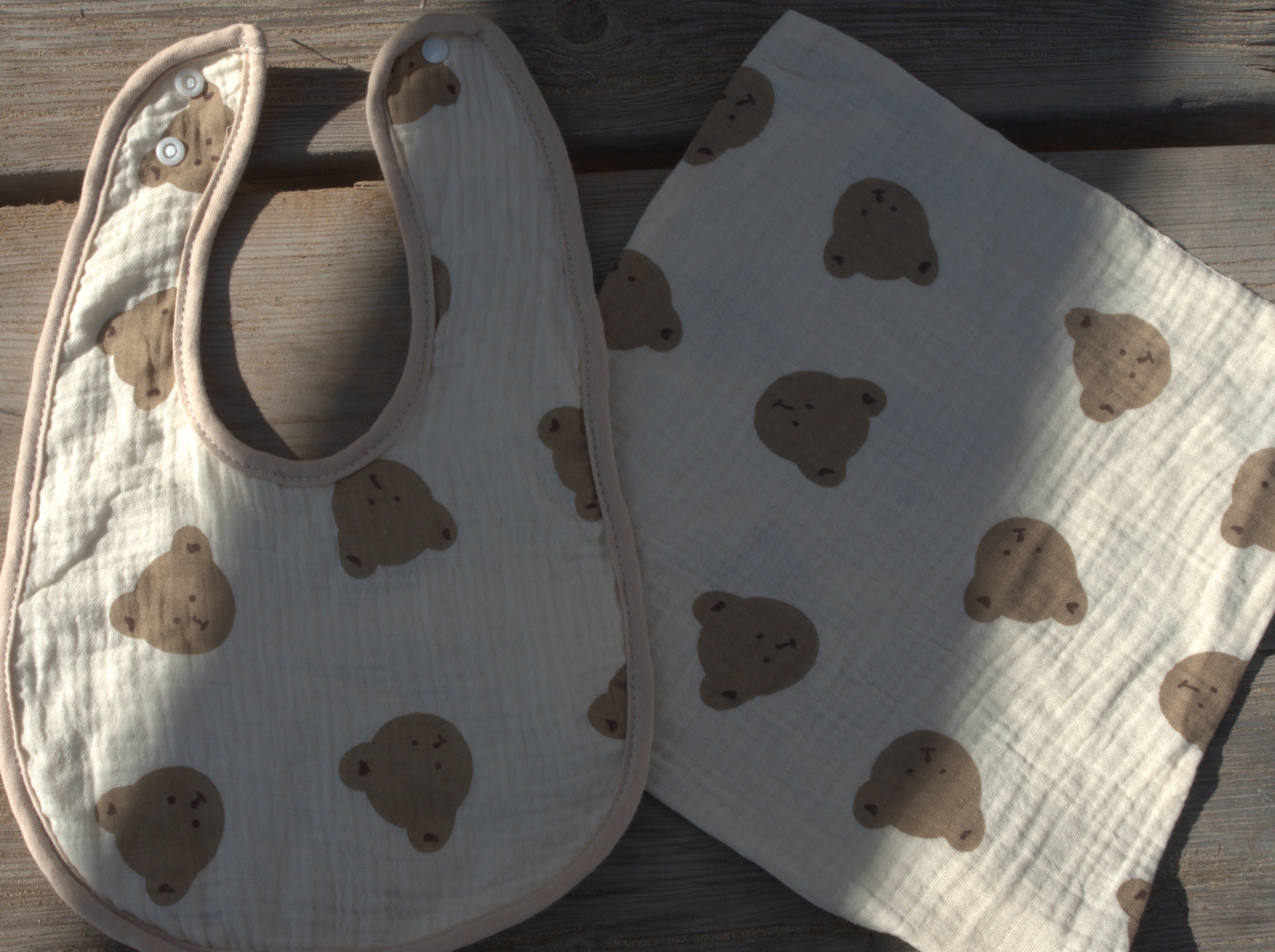 Baberito y muselina osito