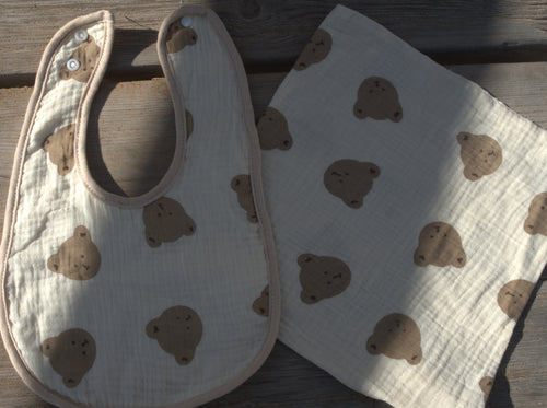 Baberito y muselina osito