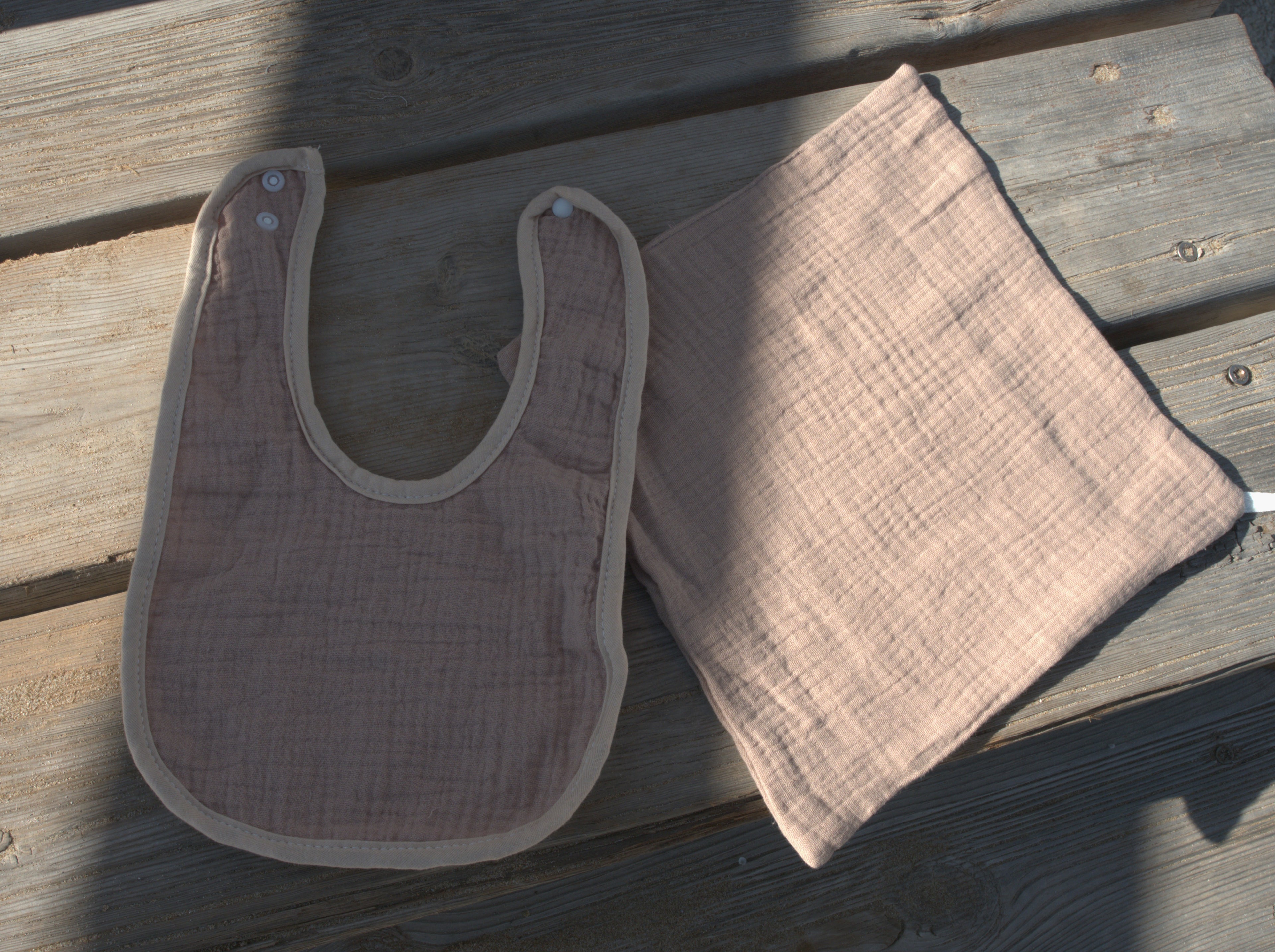 Baberito y muselina marron